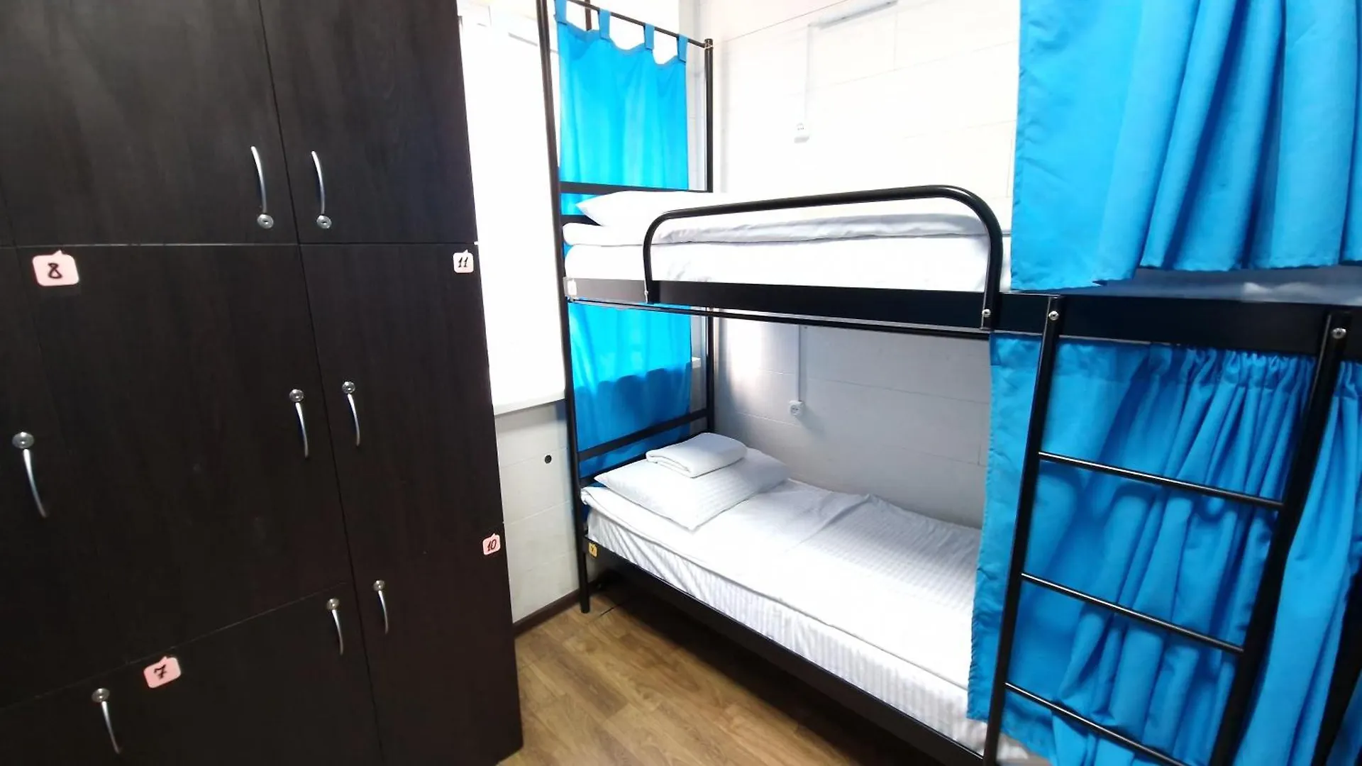 Hostel 777 Palace Of Ukraine 키예프 0*,